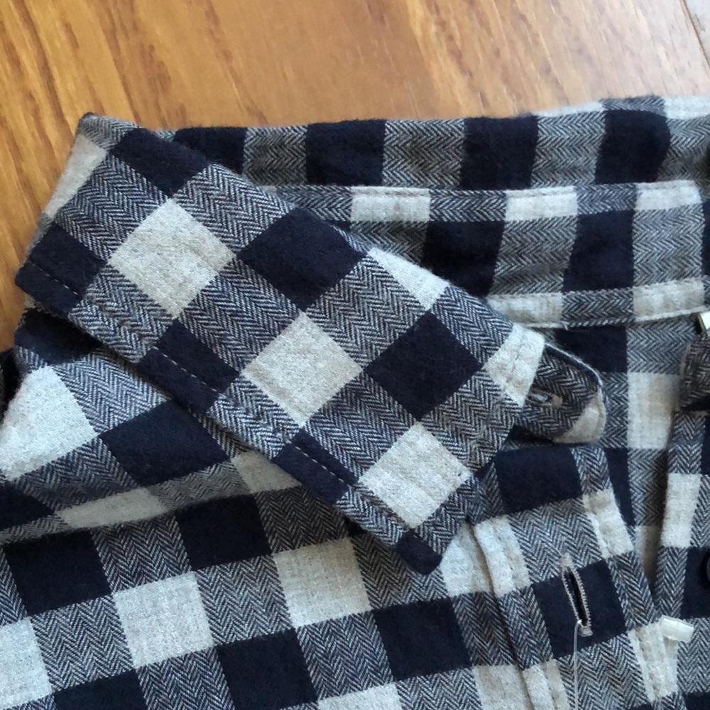 NWT Plaid Button Down - Picture 4 of 4